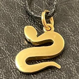 DoDo Pomellato 18K Gold Serpant Charm Necklace